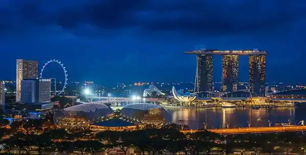 Singapore: A Symphony of Culture, Innovation, and Tropical Elegance